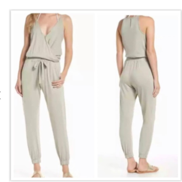 Elan Pants - Elan Jumper Green V Neck